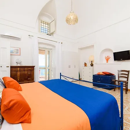 Vakantiehuis Estate4home - Romantic Antica Sponda