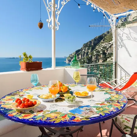 Estate4home - Romantic Antica Sponda